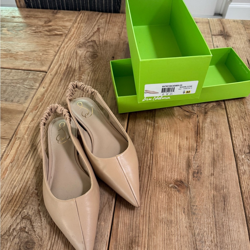 Sam Edelman Tan Flats Sleek Minimalist Design